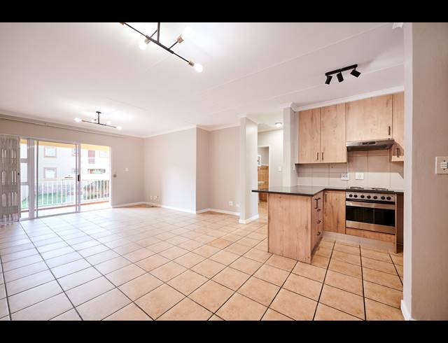 2 BEDROOM APARTMENT SOLD IN SUNNINGHILL